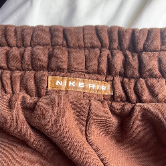 Nike Women's Athletic Shorts in Brown and Gold - Picture 8 of 9